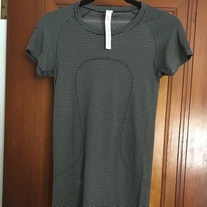 Never Worn Lululemon Shirt